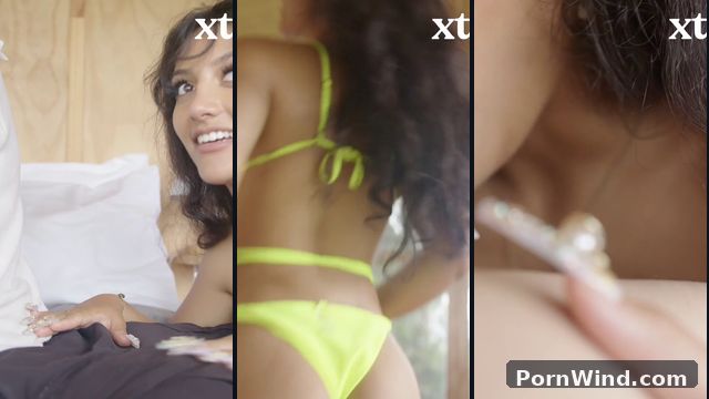Jasminx Sucks A Stranger’s Dick