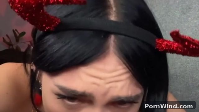 Valarievalacc Enjoys Riding Her Torso Dildo