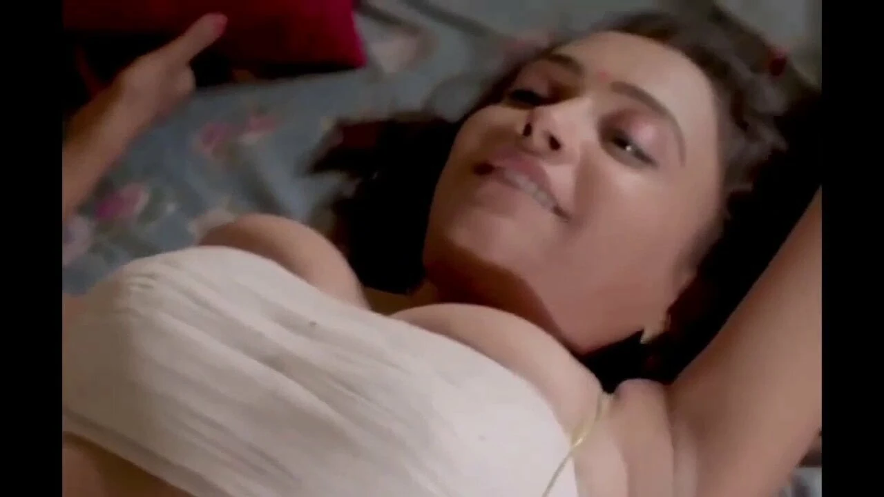 Indian TV Actress Nehal Vadoliya